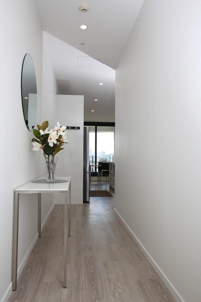 2 Bed Apt Heart of Ponsonby Gym Room