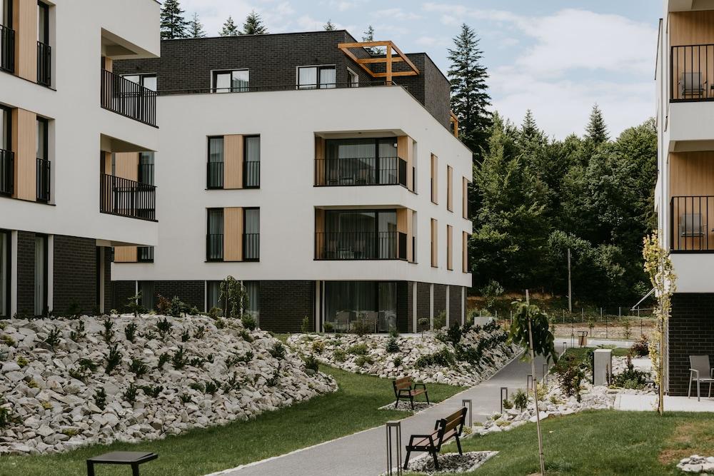 Vislow Resort Exterior