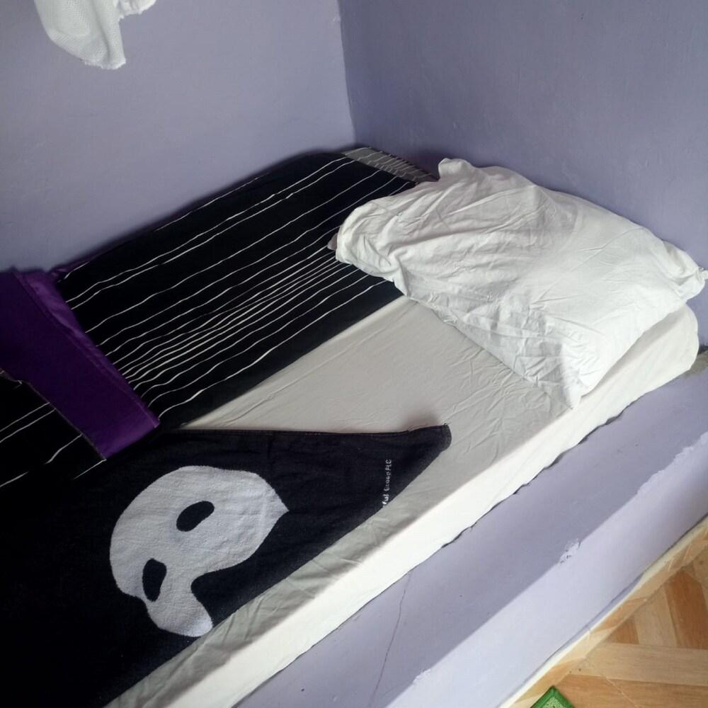 Moonlight Bar & Lodging Room