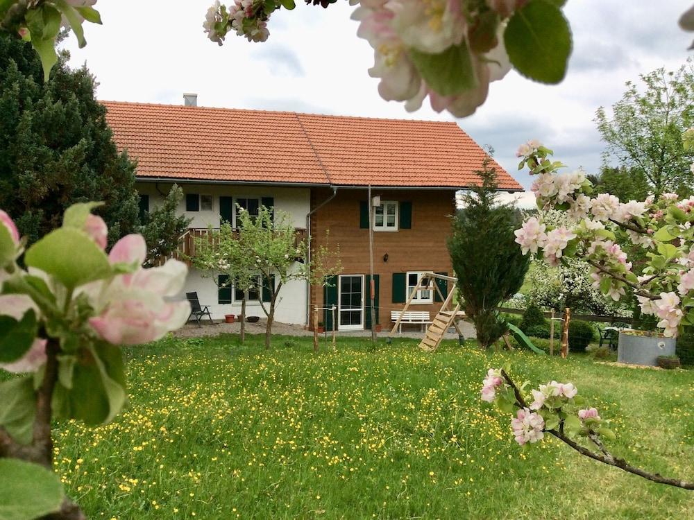 Modern Apartment in Lindegg With Balcony
