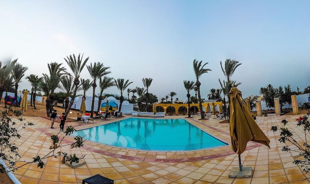 فندق دار مزراية جربة