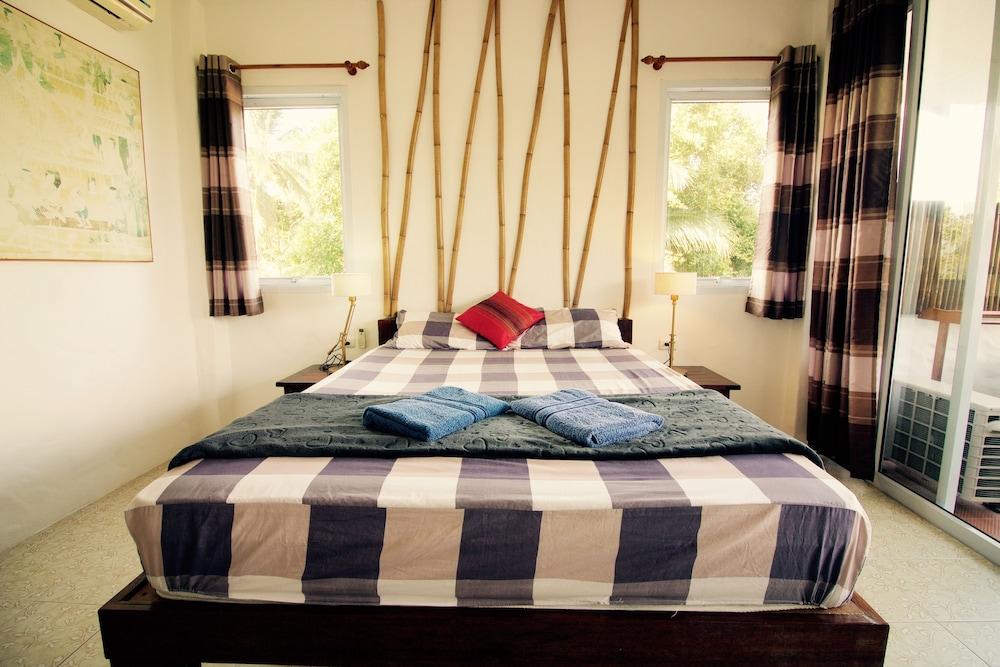 Sairee View Resort Room