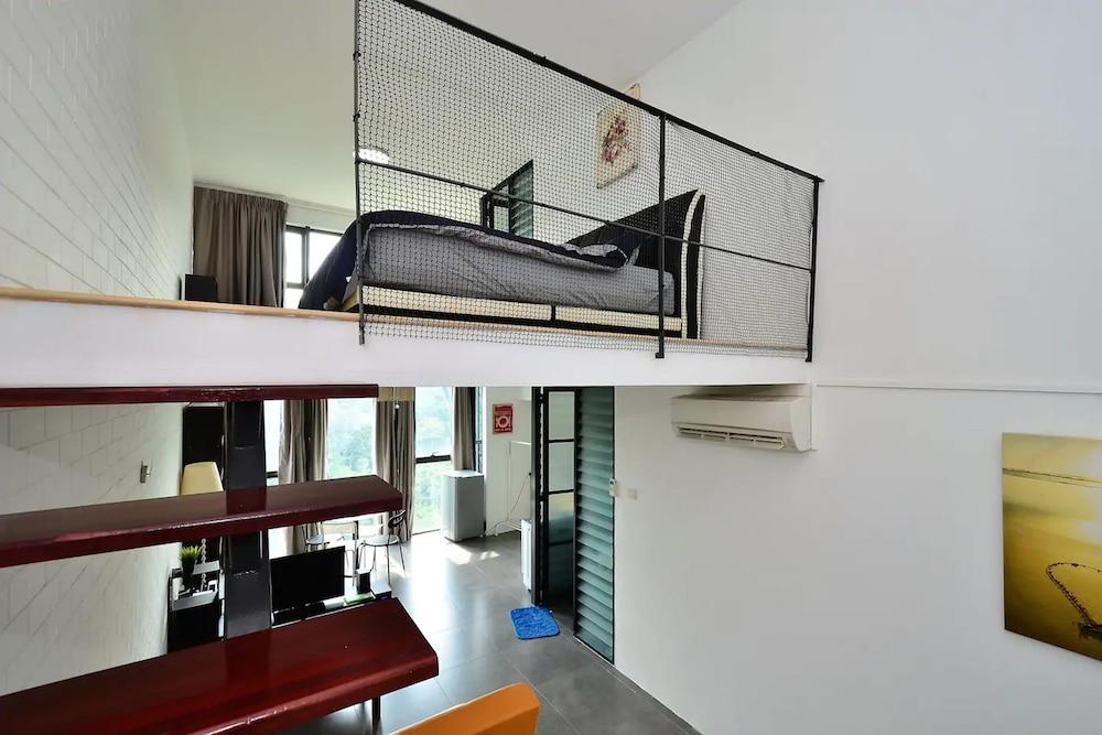 إمباير دي 1705 باي إس واي إن سي