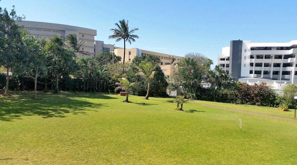 لا باليتو سيلف كاترينج أبارتمنت