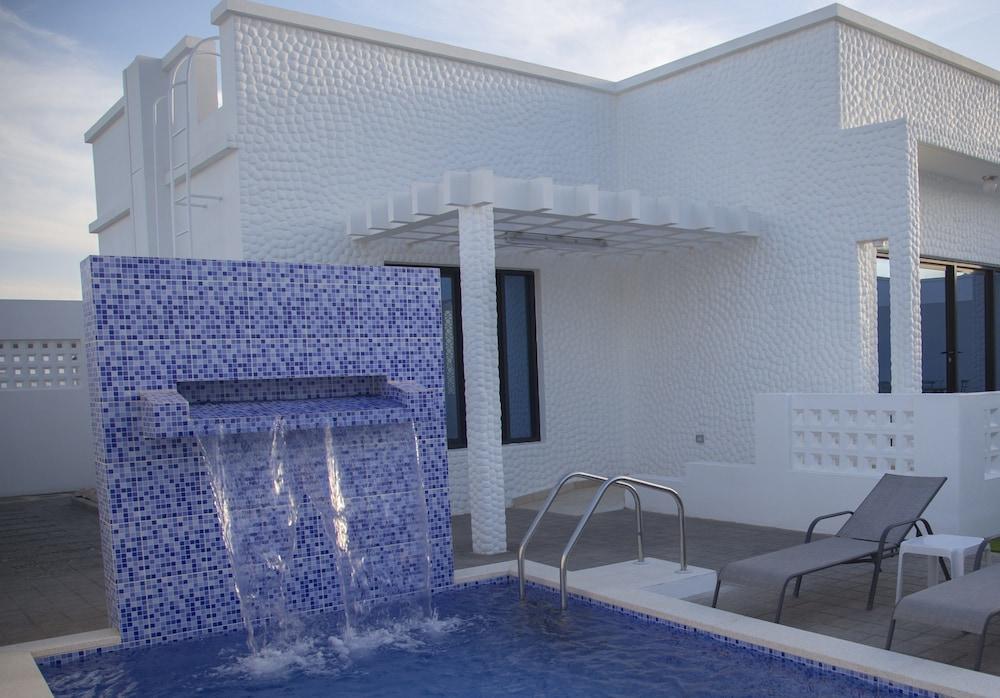 ذا بول فيلا - تنوف