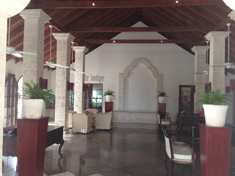 Mango Bay All Inclusive Interior Entrance