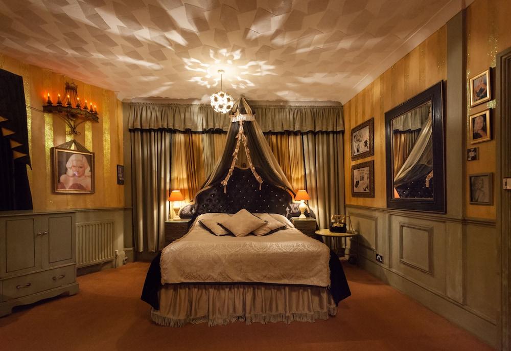 Hotel Pelirocco