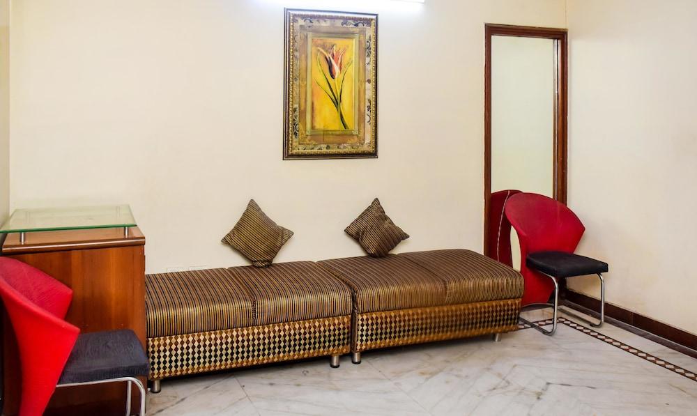 Treebo Magnate Interior
