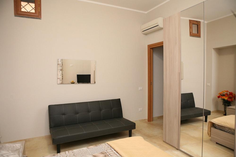 تيتوس آند كايوس بيد آند بريكفاست غرفة