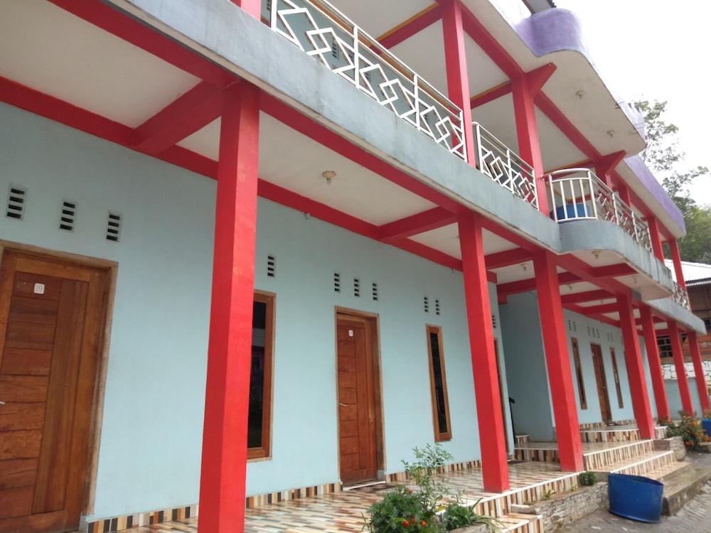 Penginapan Puncak DP Exterior