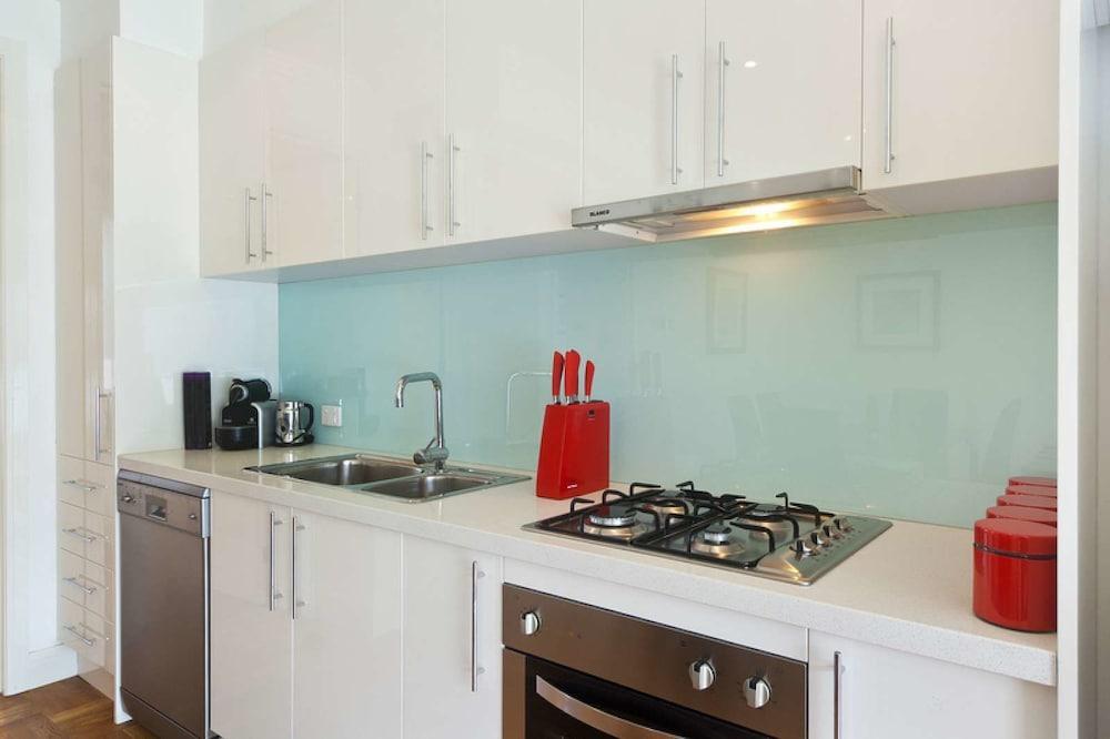 Style in the Heart of Caulfield Private kitchen