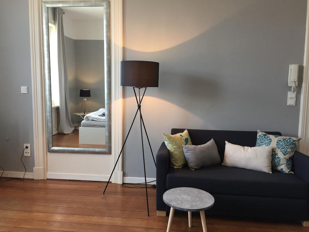 Nice n Nordic 2 Room
