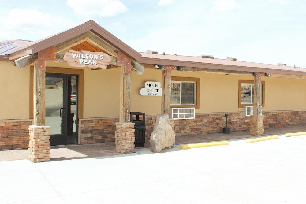Bryce UpTop Lodge Featured Image