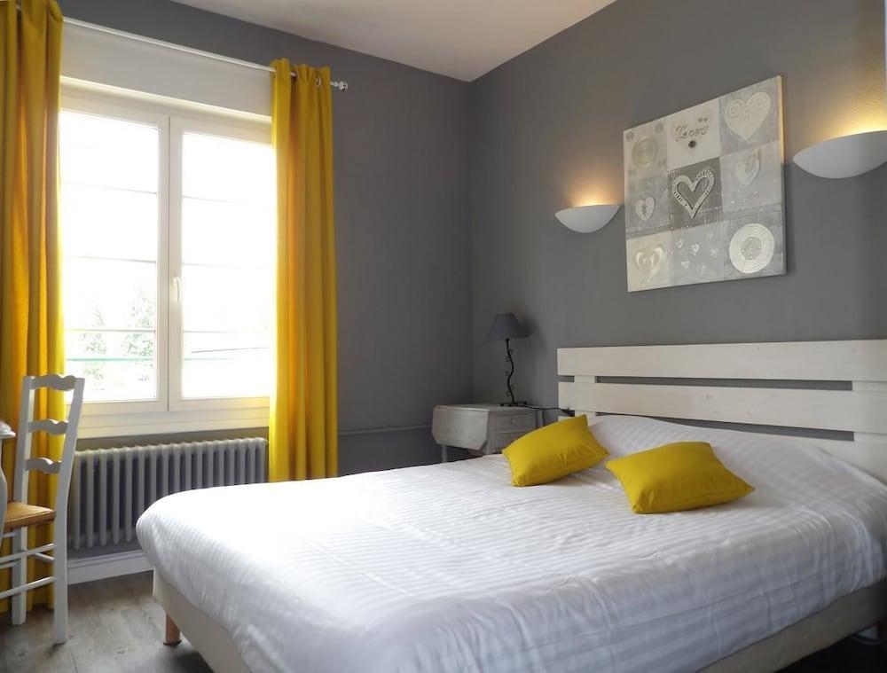 Côme Inn Featured Image