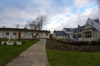 The Live and Let Live Exterior