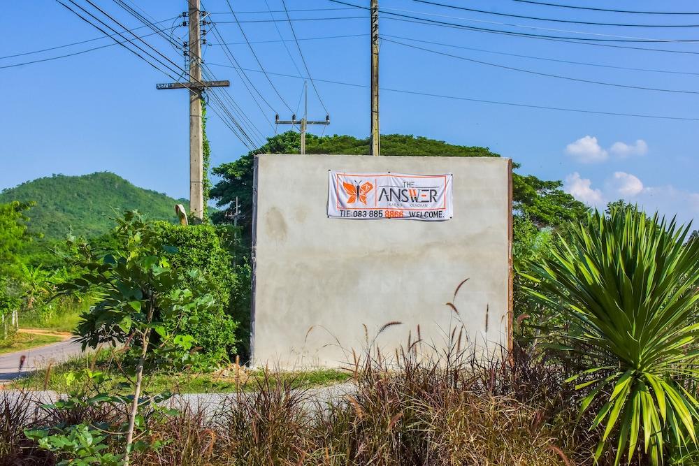 Nana River Kaeng Krachan Exterior