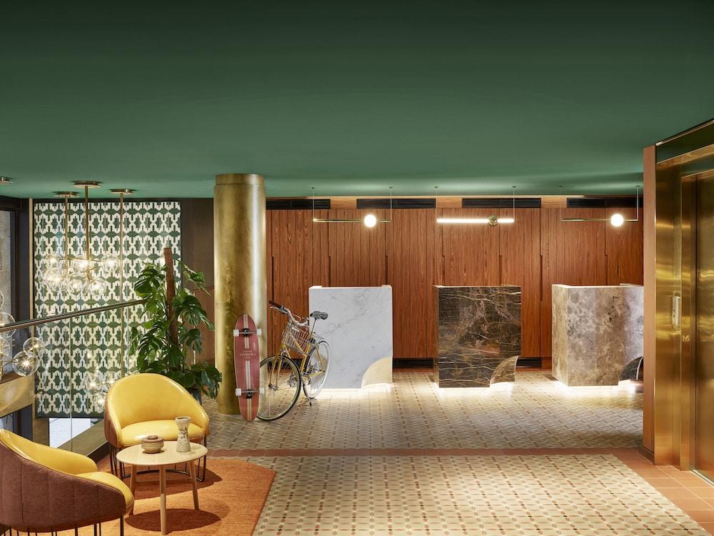 كيمبتون فيفيدورا هوتل باي آيتش جي الردهة