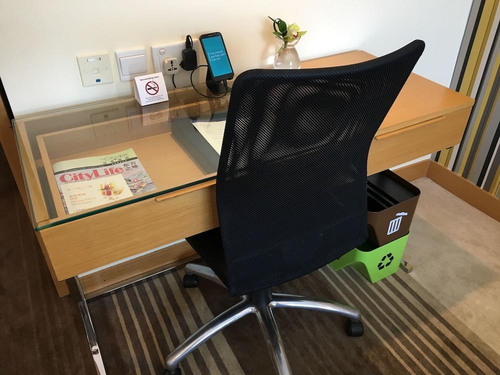 ذا سيتي في  - تشيني ا  يمكا ٔوف هونج كونج غرفة