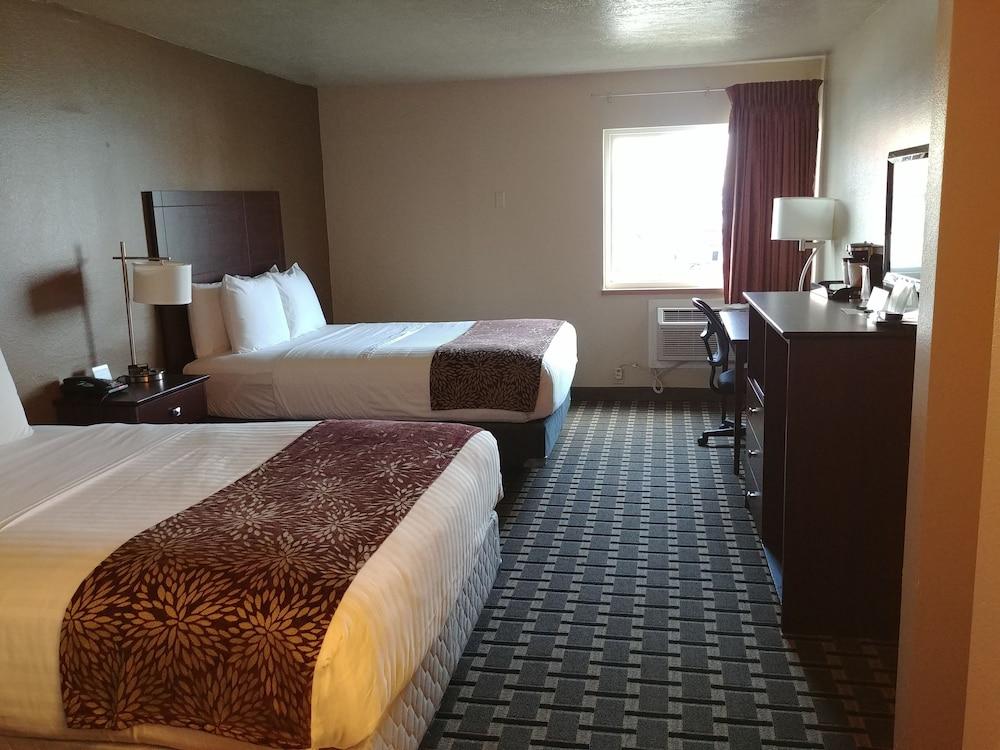 Boarders Inn & Suites by Cobblestone Hotels – Broken Bow Room