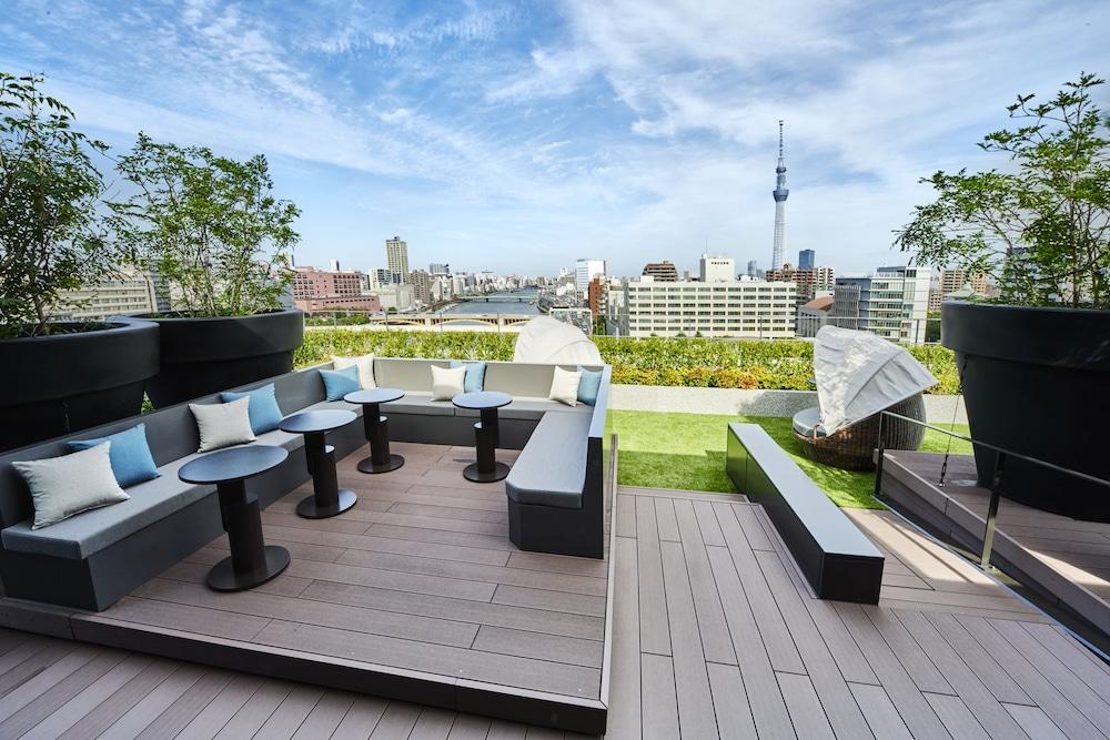 ذا جايت هوتل ريوجوكو باي هوليك