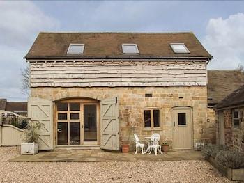 Foxholes Barn