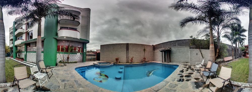 Hotel Esmeralda Outdoor Pool