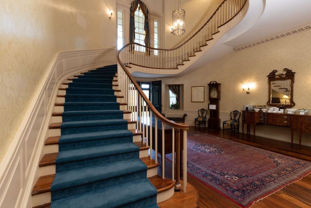 ريزو سنتر، إيه ديستينيشن باي حياة هوتل منطقة الاستقبال