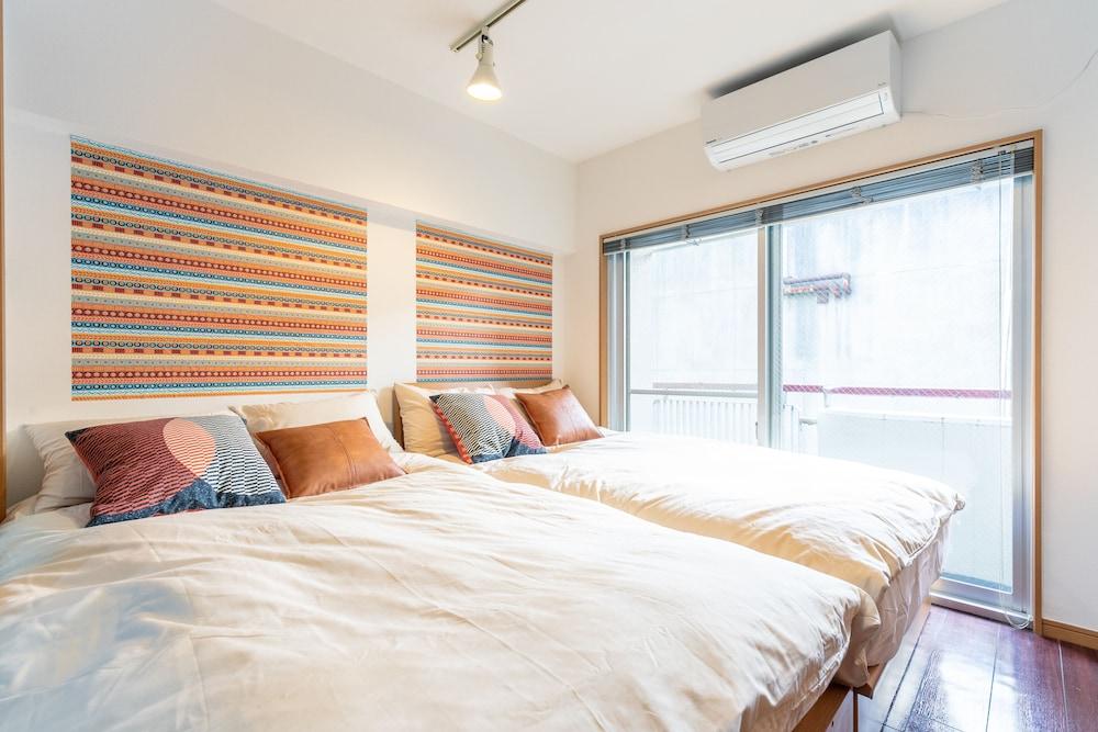 Shibuya & Omotesando, 7 min walk Room