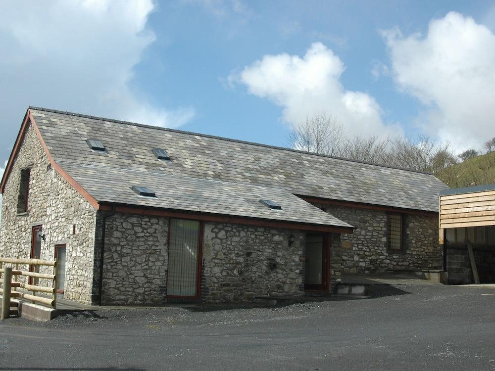 Converted Barn on Remote Farmstead in the Mountains of Builth Wells