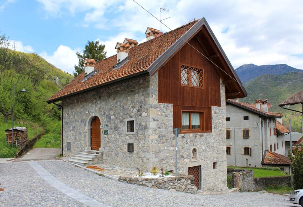 Albergo Diffuso Zoncolan Exterior