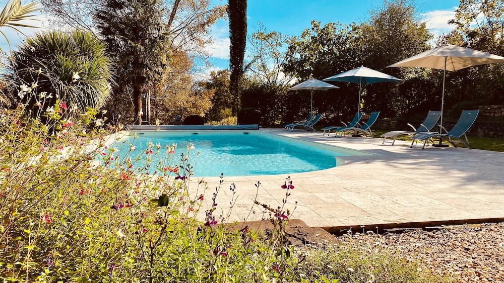 شامبر دوت سيكري بيريني زحليقة مائية