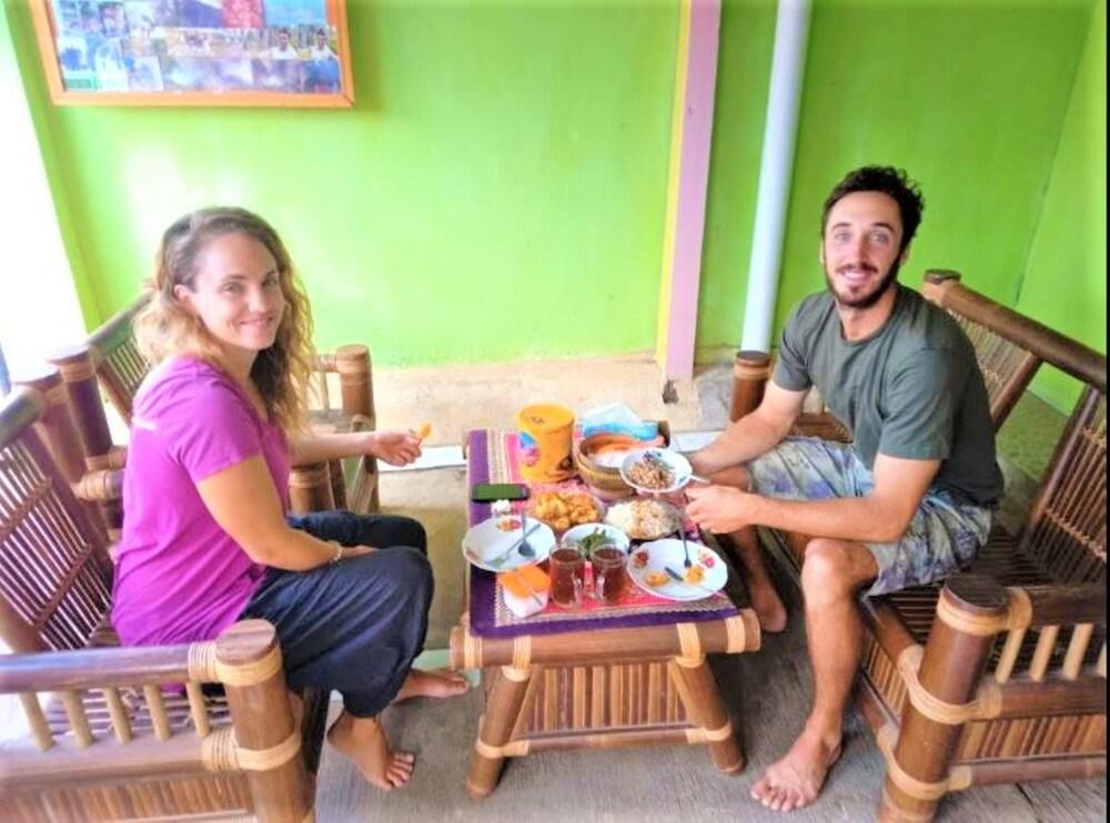 Ijen Miner Guest House Interior