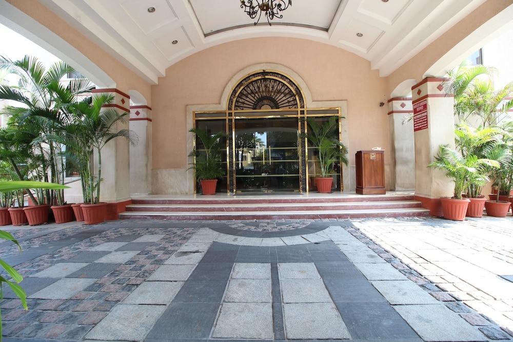 Beverly Hotel