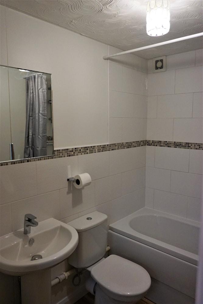 Palmers Apartment A Bathroom