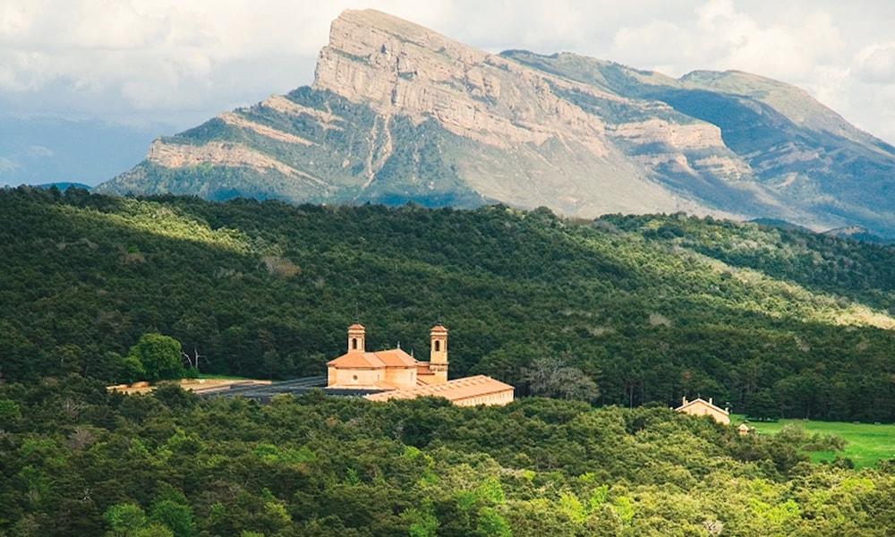 أوسبيديريا سان خوان دي لا بينيا منظر من الجو