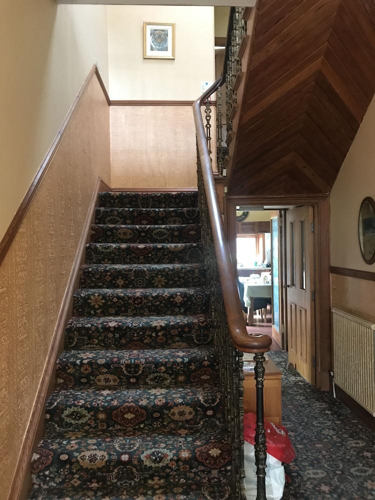 Dunclutha Guest House Interior