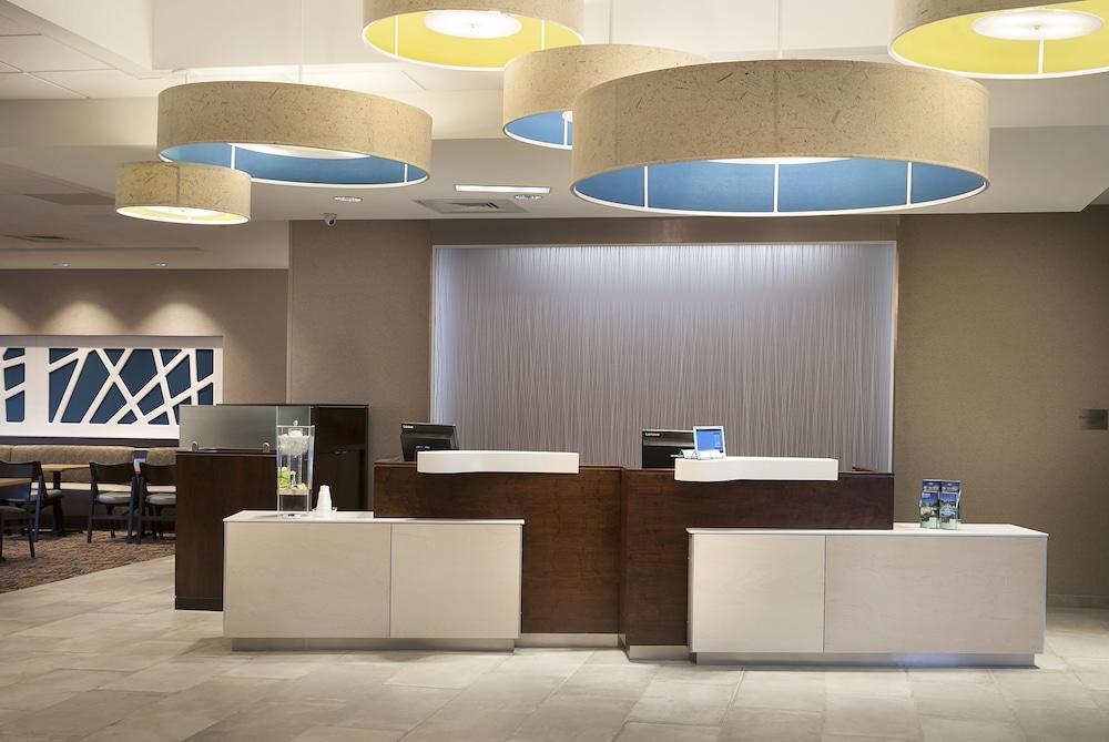 فيرفيلد إن آند سويتس روك هيل داخلي