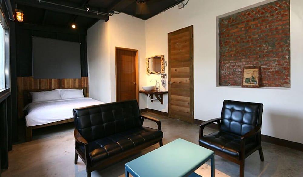 Opensurf Room