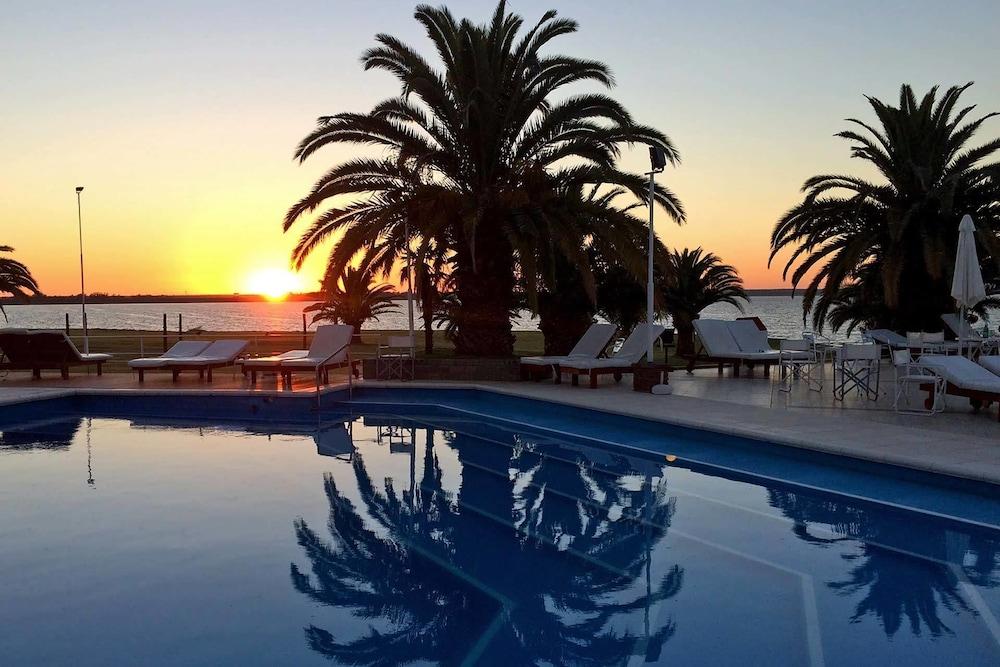 Hotel Marina del Faro Resort