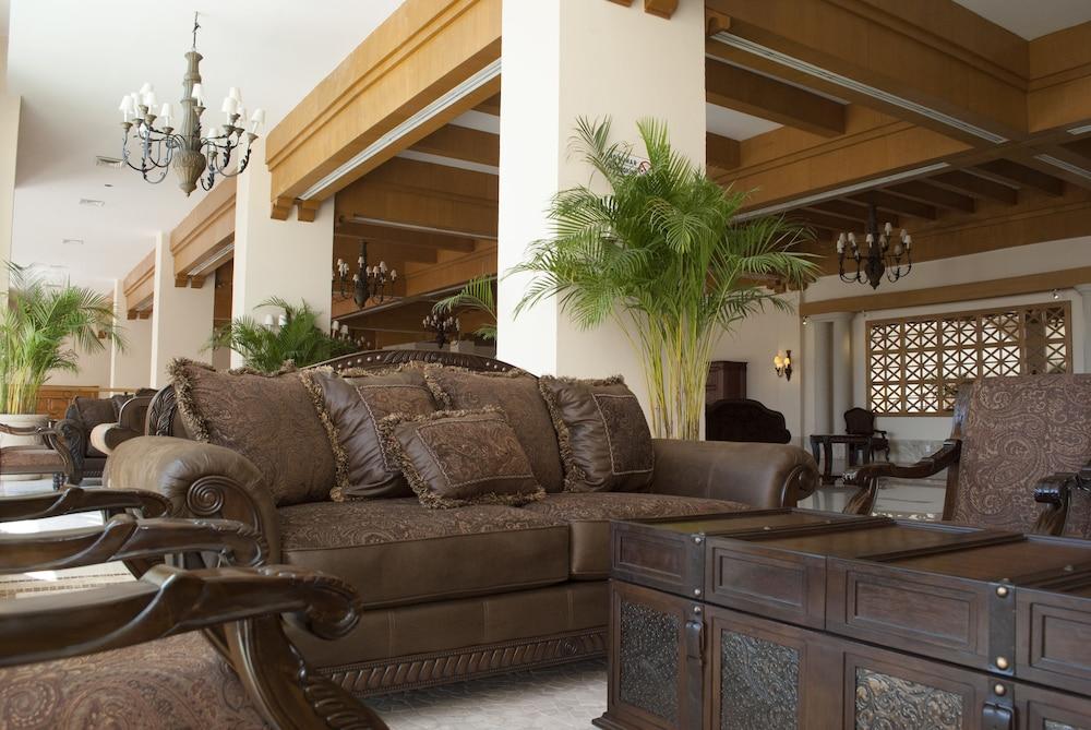 Club Solaris Los Cabos - All Inclusive Lobby Sitting Area