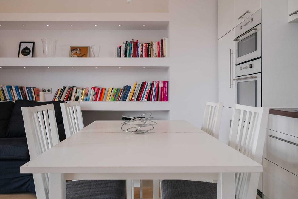 Modern Apartment Across the Ponds Interior