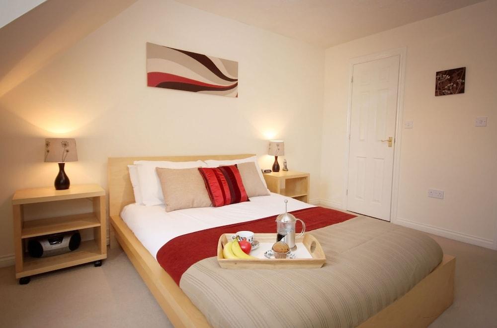 Bevan Gate Room