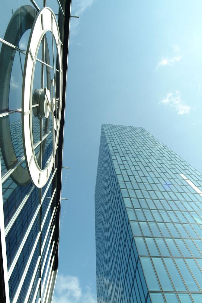 HYPERION Hotel Basel Exterior