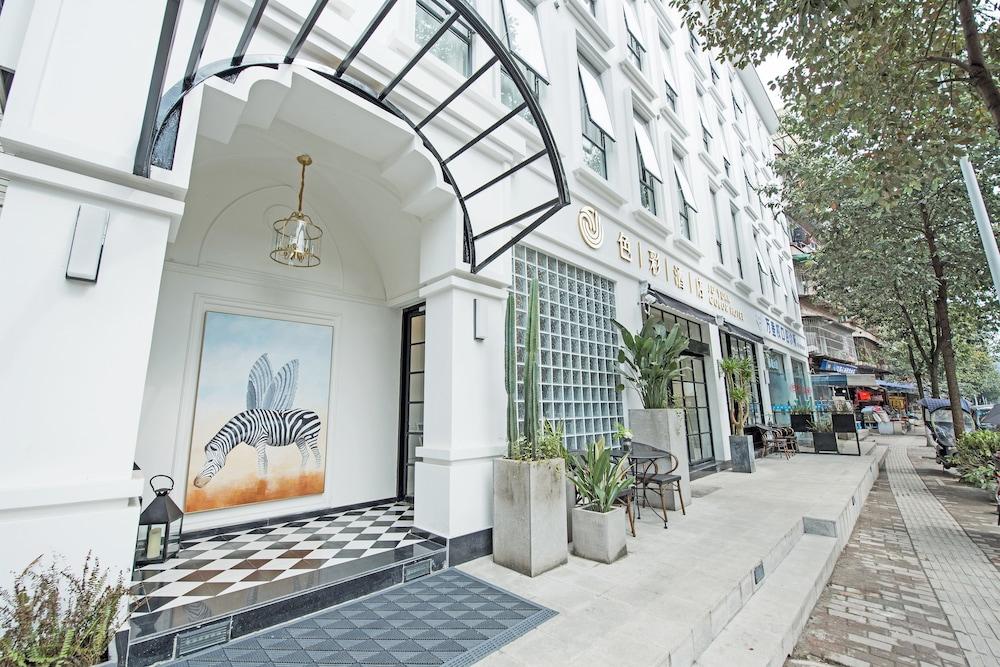 Ya'an Juyuan Color Hotel