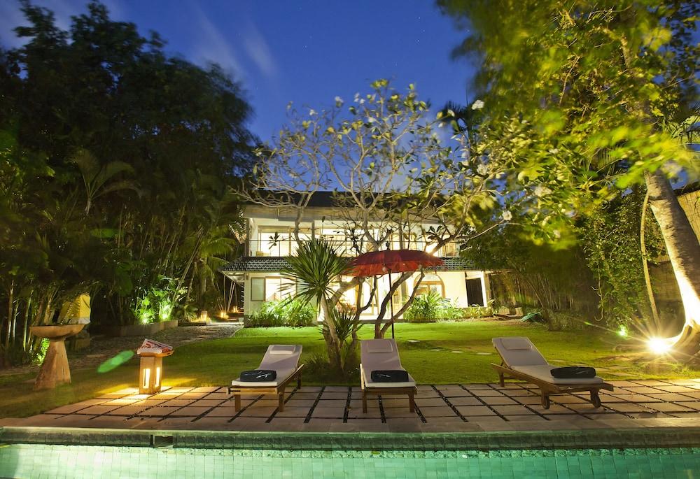 Bidadari Private Pool Villa