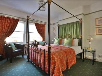 Glendower House - B&B Guestroom