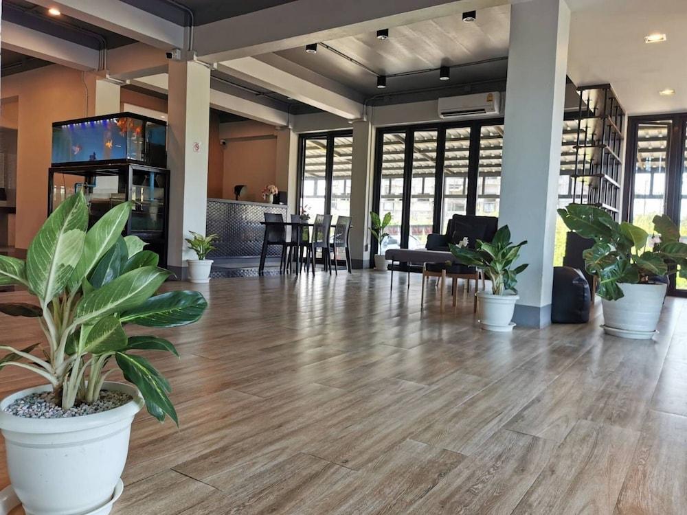 J2 Residence Chiang Rai Lobby