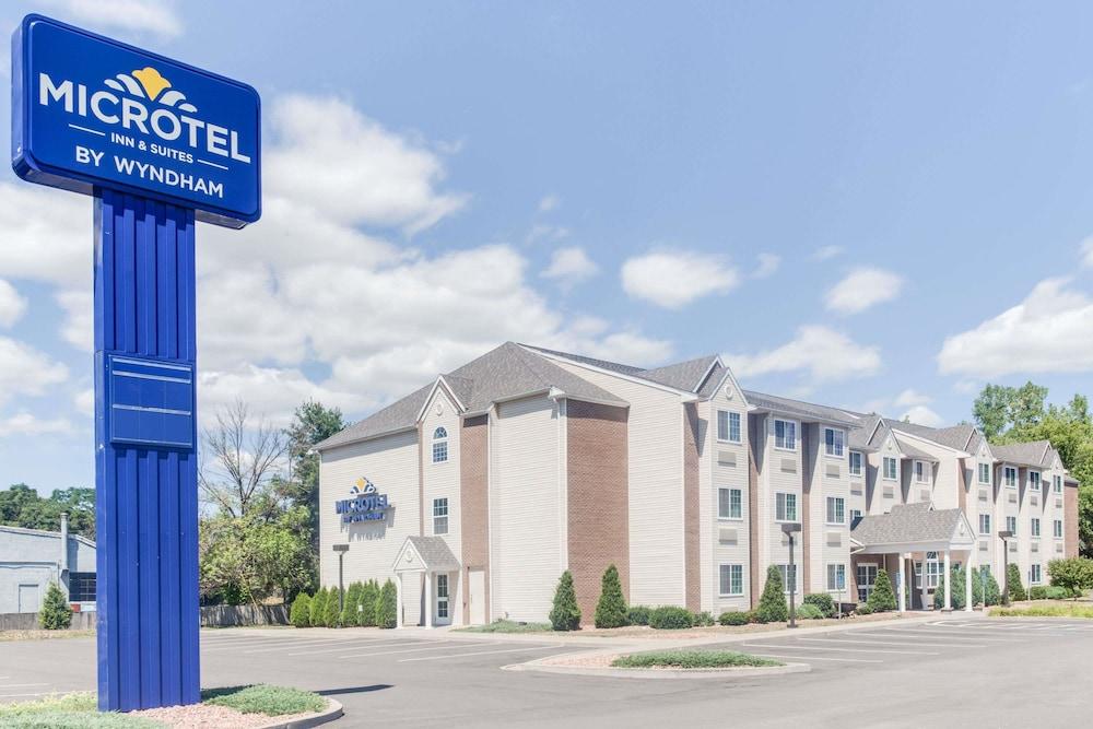 ميكروتل إن آند سويتس باي ويندام باث