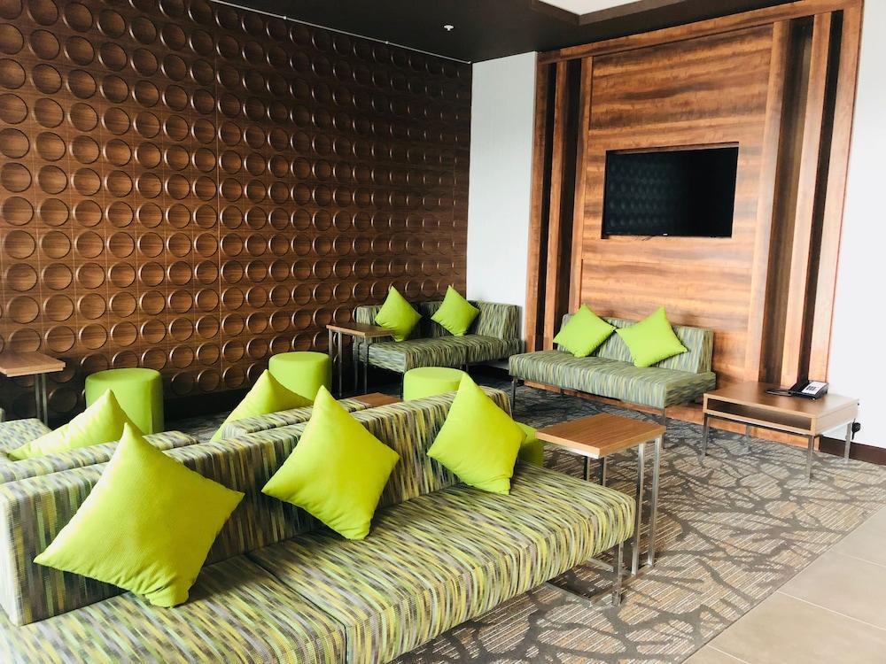 Wingate by Wyndham Kamloops Interior