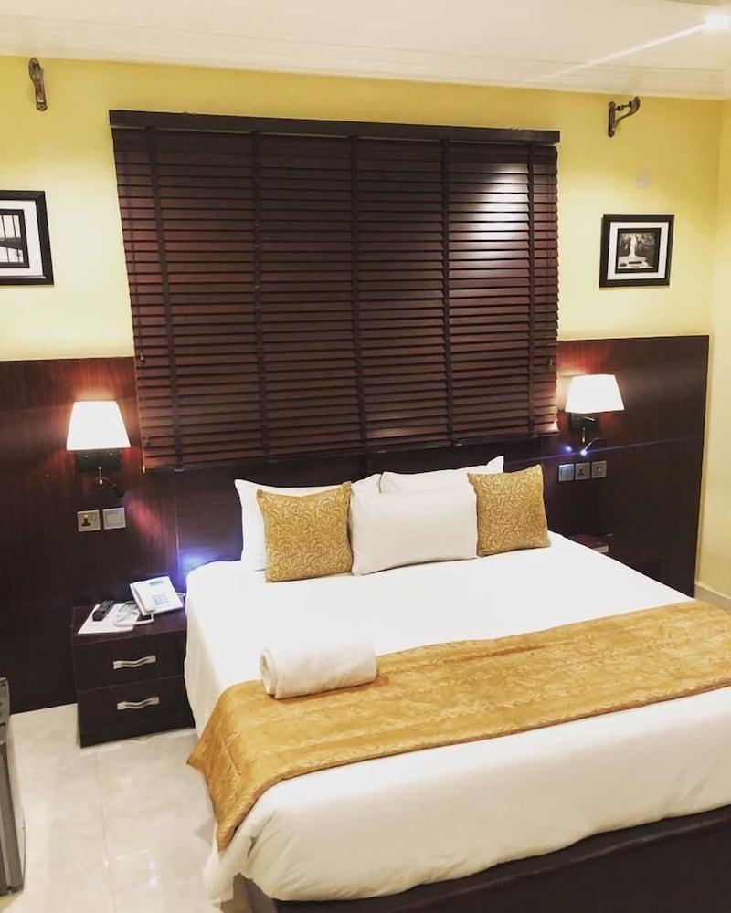 Mesorein Luxury Hotel Room